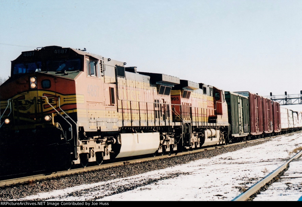 BNSF 4887 East